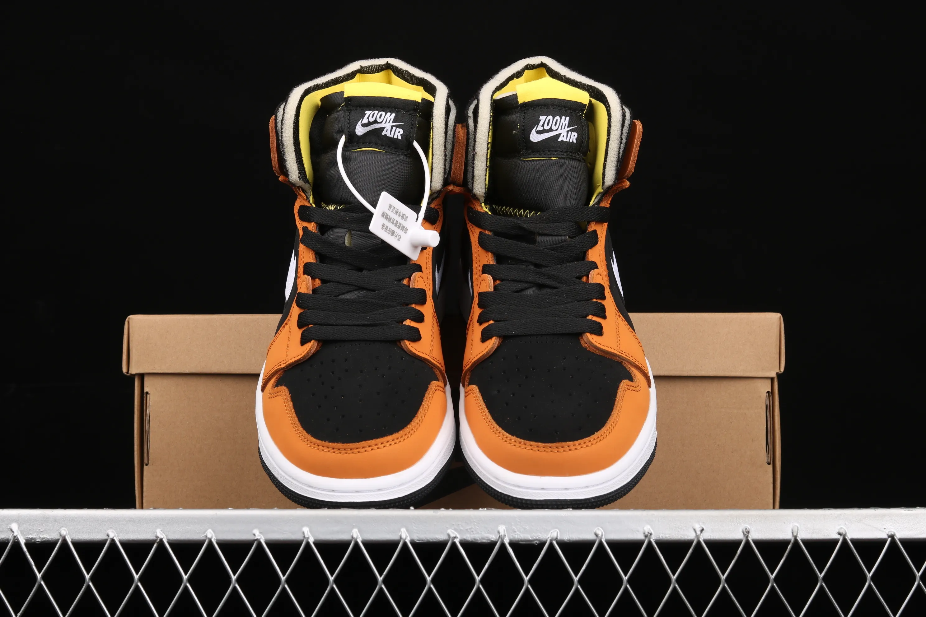 All categories Air Jordan Jordan series basketball shoes Air Jordan 1 High P version Air Air Jordan 1 High Zoom AJ1 Joe 1 black wheat color CT0978-002
